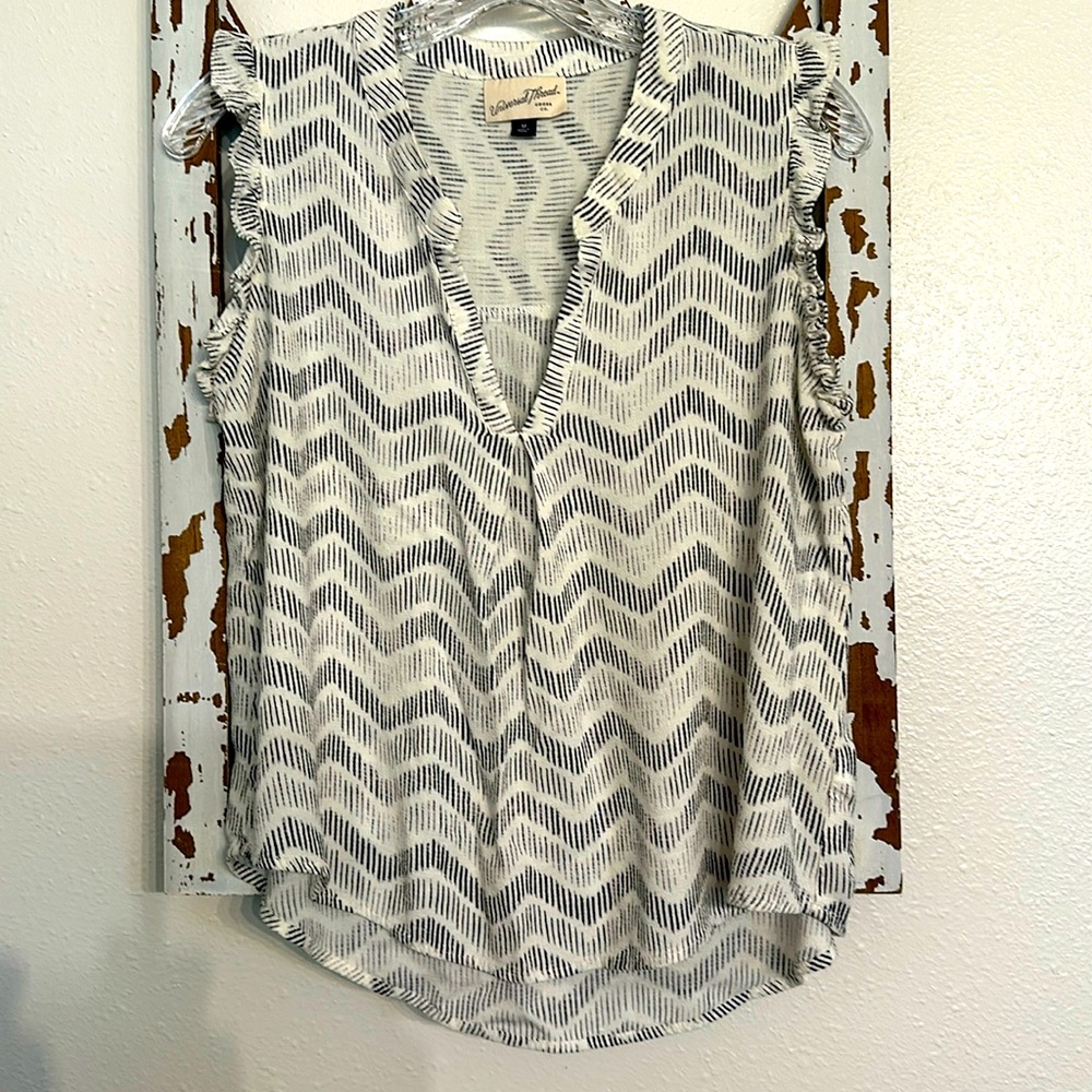 Universal Thread ruffle sleeve tank top